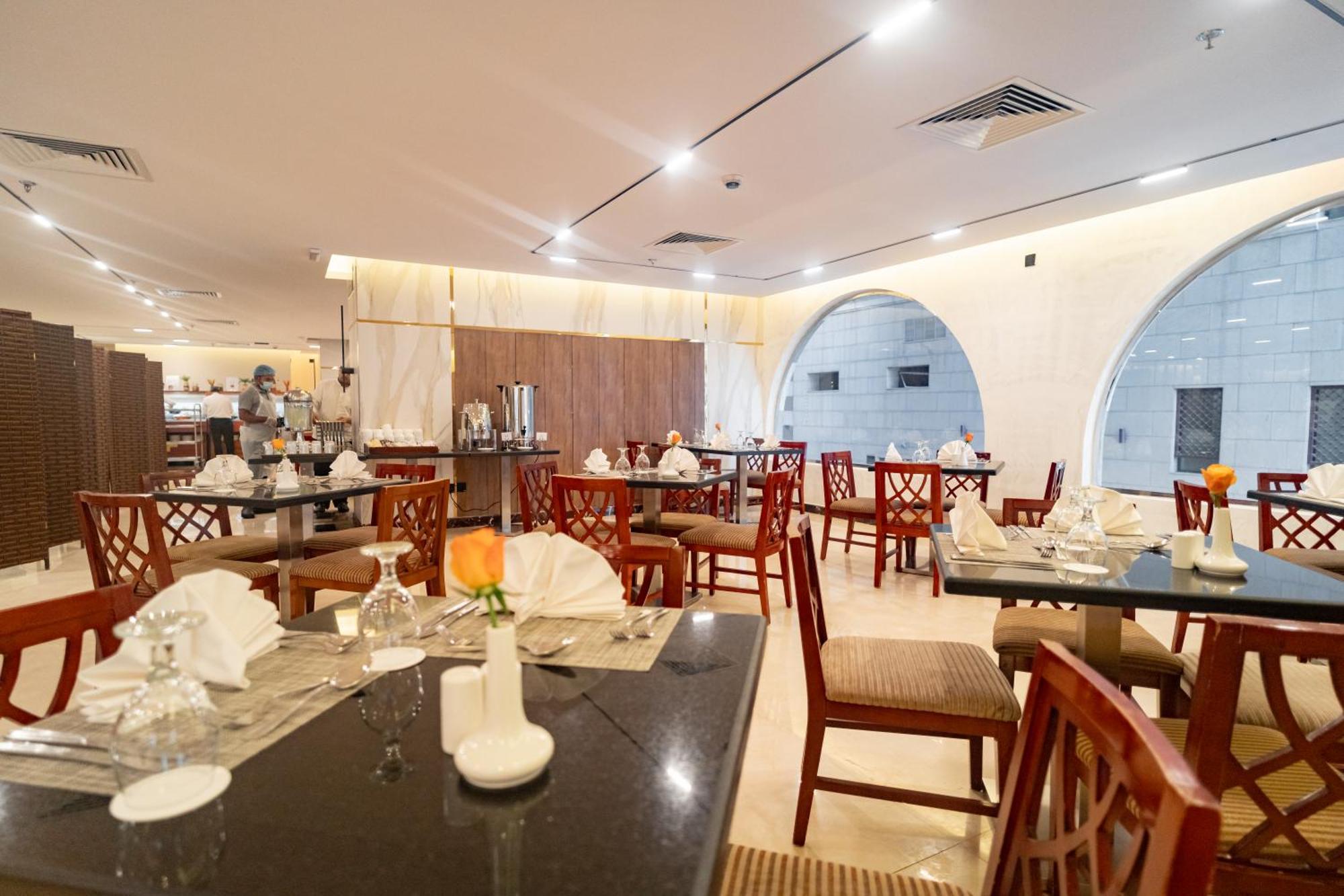 Emaar Elite Al Madina Hotel Медина Экстерьер фото